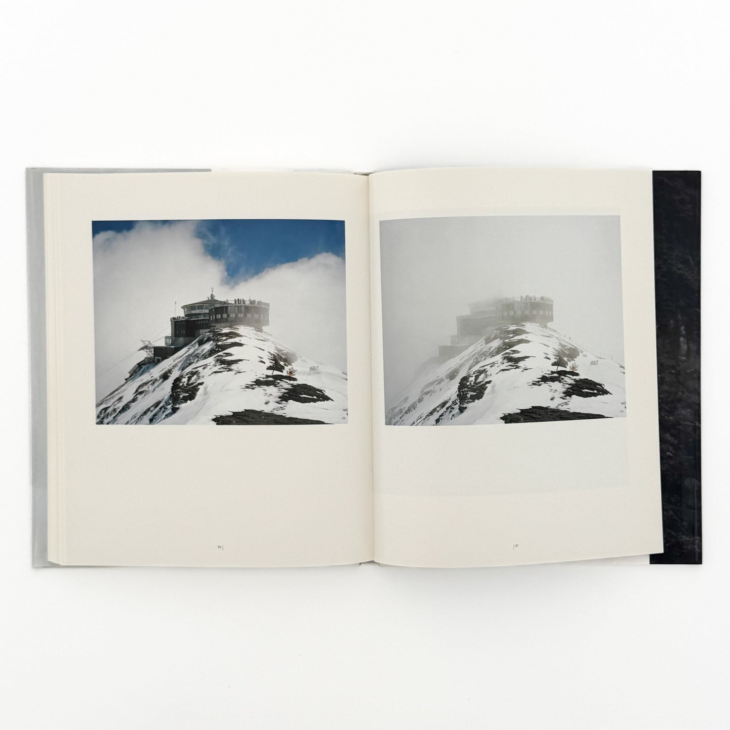 (独英文)畠山直哉 、バルタザール・ブルクハルト写真展図録 二つの山 Executive Committee of Two Mountains