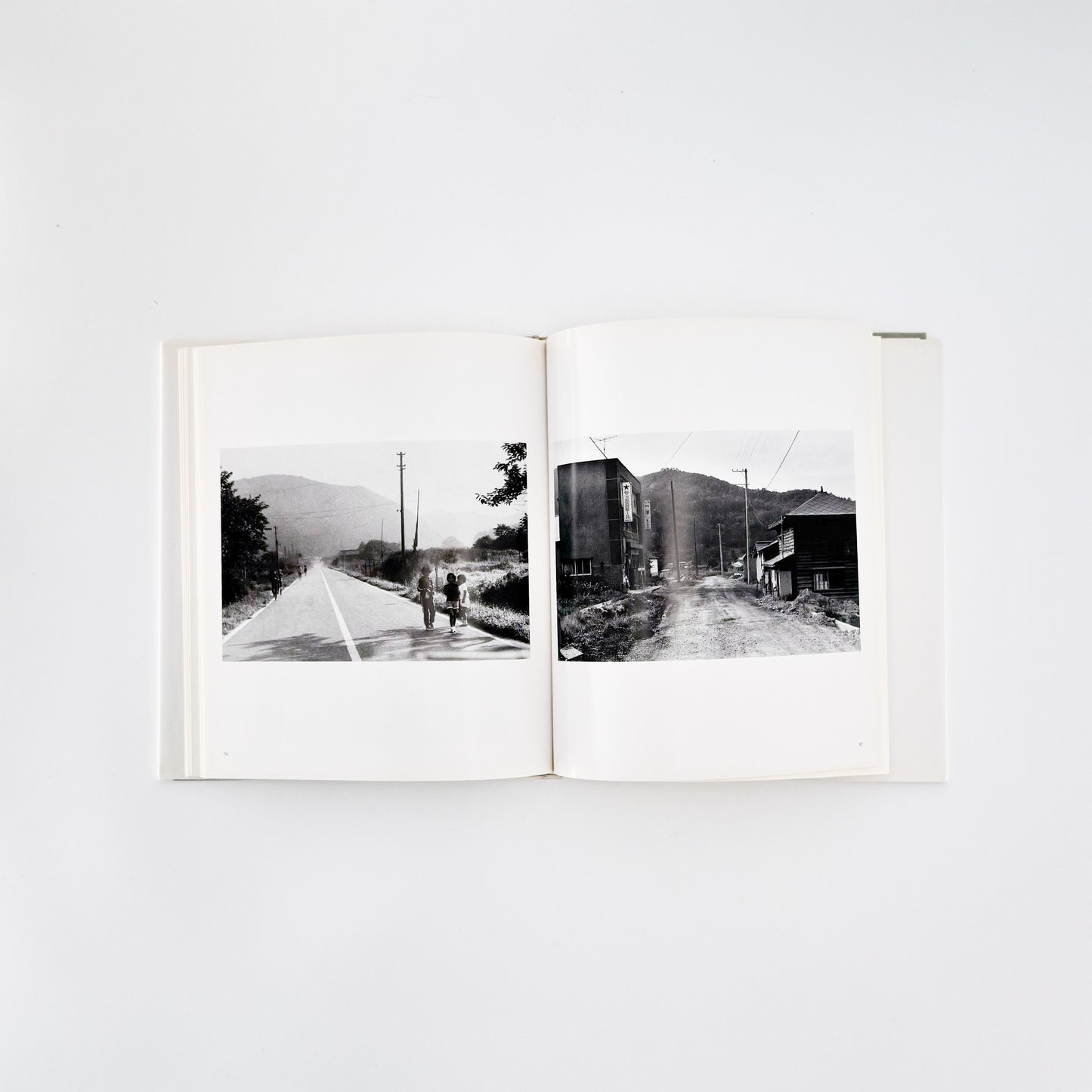内堀晶夫写真集　風街  Windy Town / 内堀晶夫 - ワイズ出版 - 文福 BUNBUKU