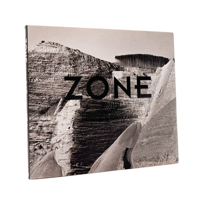 金瀬胖写真集　Zone 終の国 : Human dominion / Mole -文福 BUNBUKU