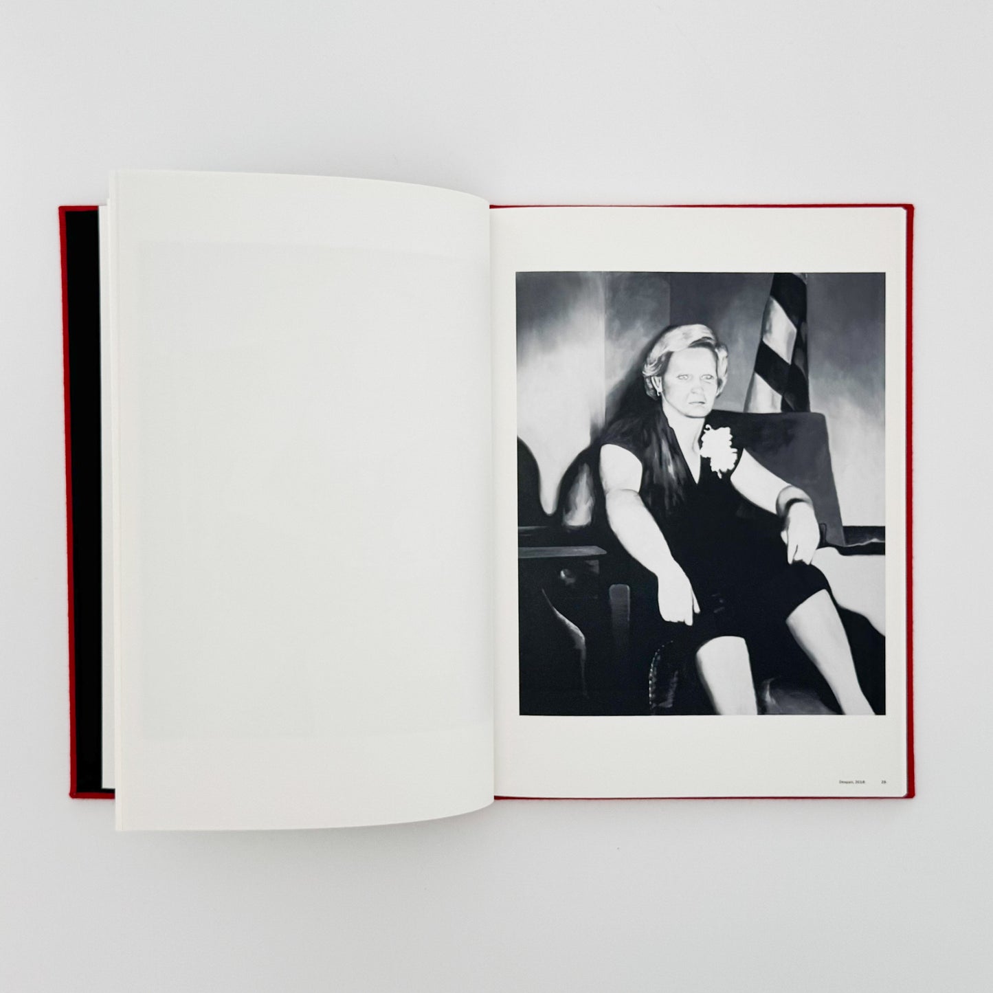 五木田智央　PEEKABOO 東京オペラシティ文化財団