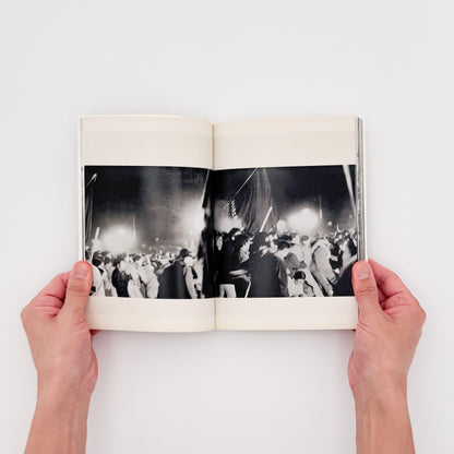 北井一夫写真集　過激派の時代 / 平凡社 - 文福 BUNBUKU