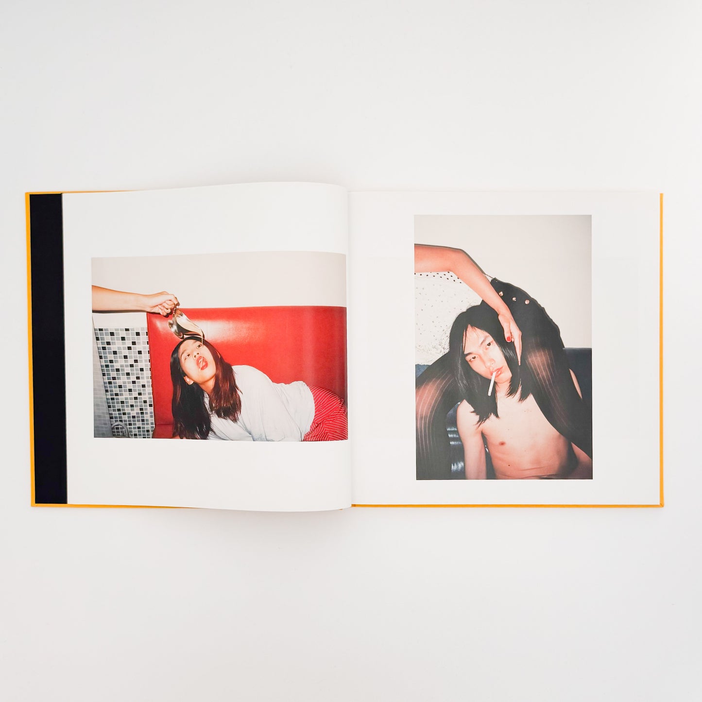 任航 : Ren Hang　Republic