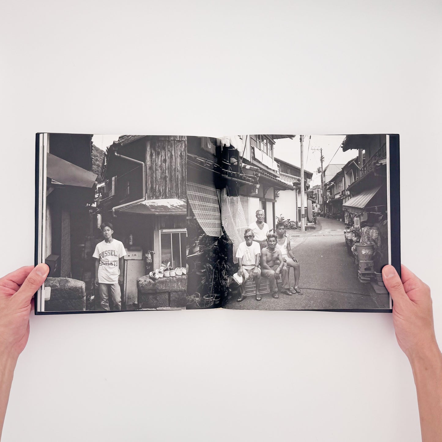 百々俊二『楽土 紀伊半島』 / Shunji Dodo Rakudo Kii Hanto　紀伊半島の自然と人々を8×10インチの大型カメラで撮影したモノクローム写真集