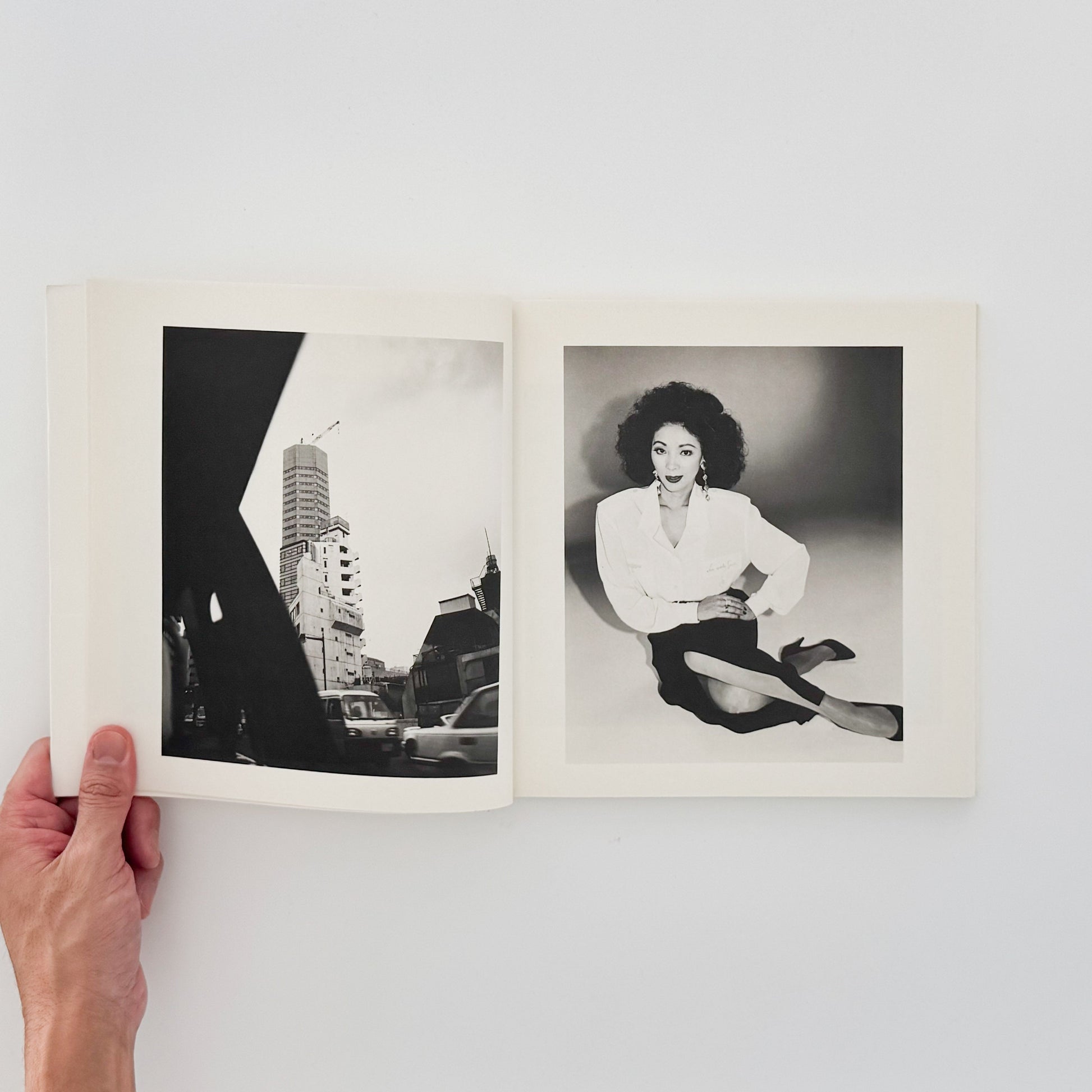 荒木経惟　私写真 朝日新聞社