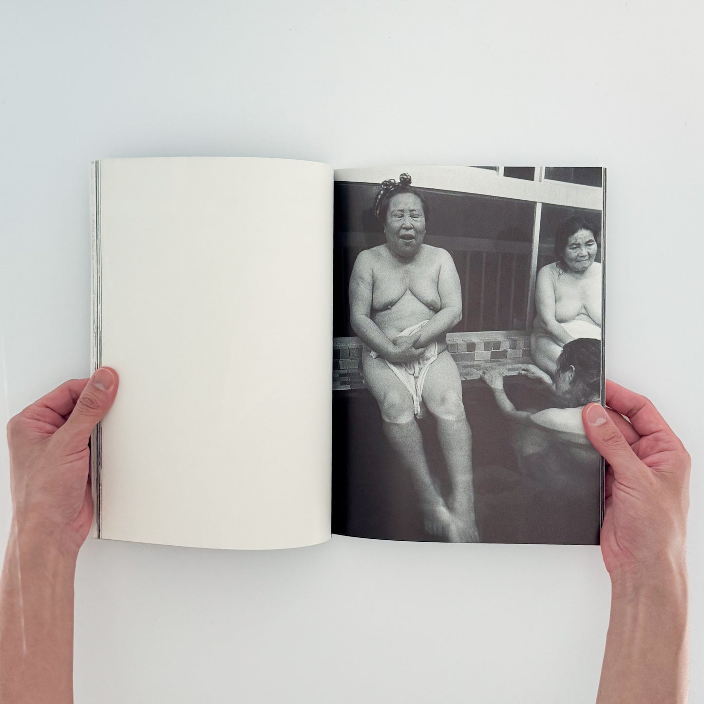 西山温泉（附签名）
