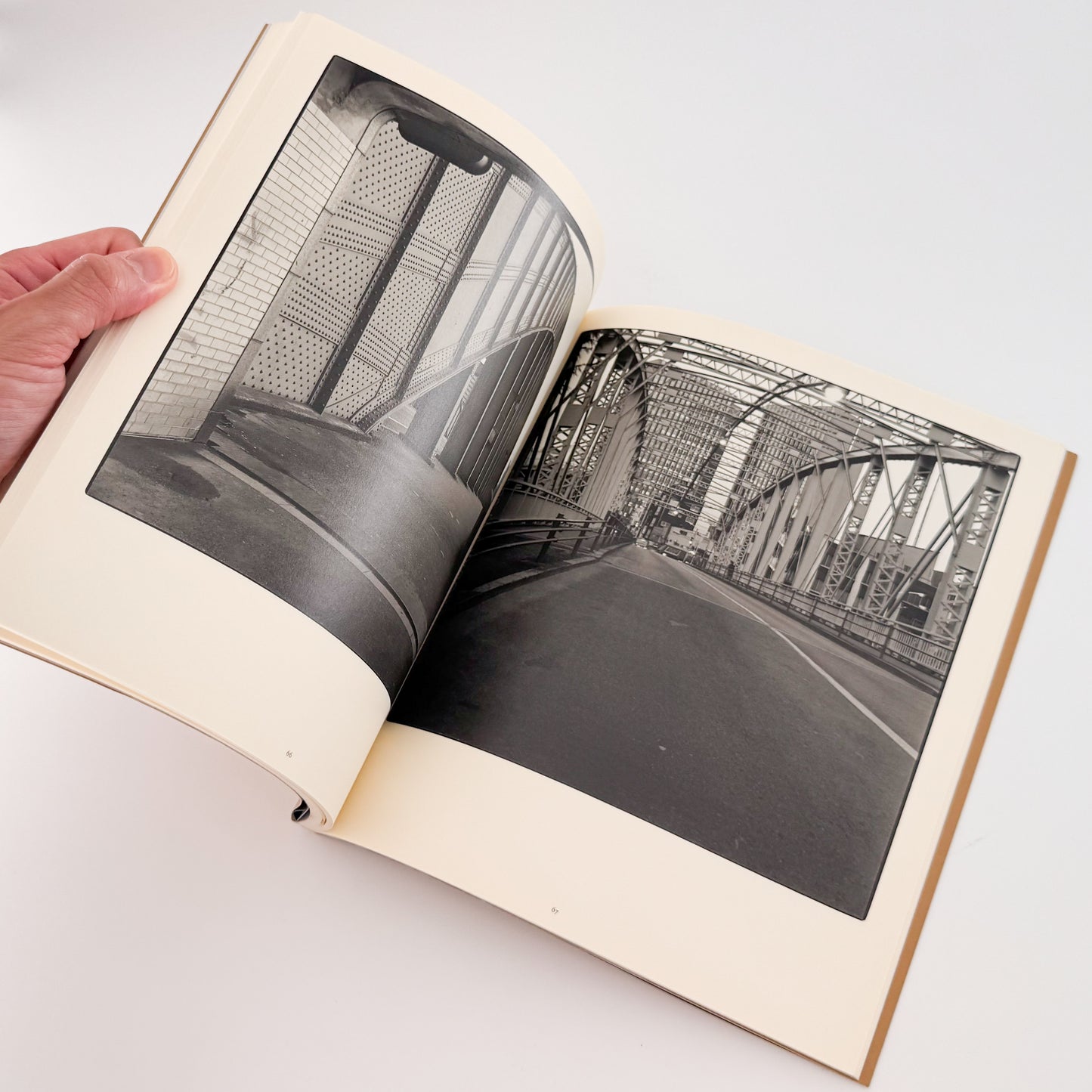 神谷俊美写真集　東京綺譚　MIRABILITAS TOKYO - KAMIYA Toshimi - 窓社 - 文福
