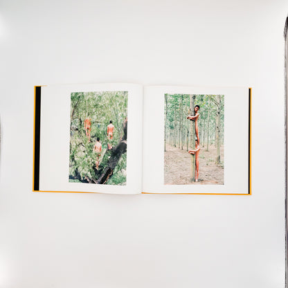 任航 : Ren Hang　Republic