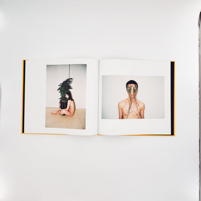 任航 : Ren Hang　Republic