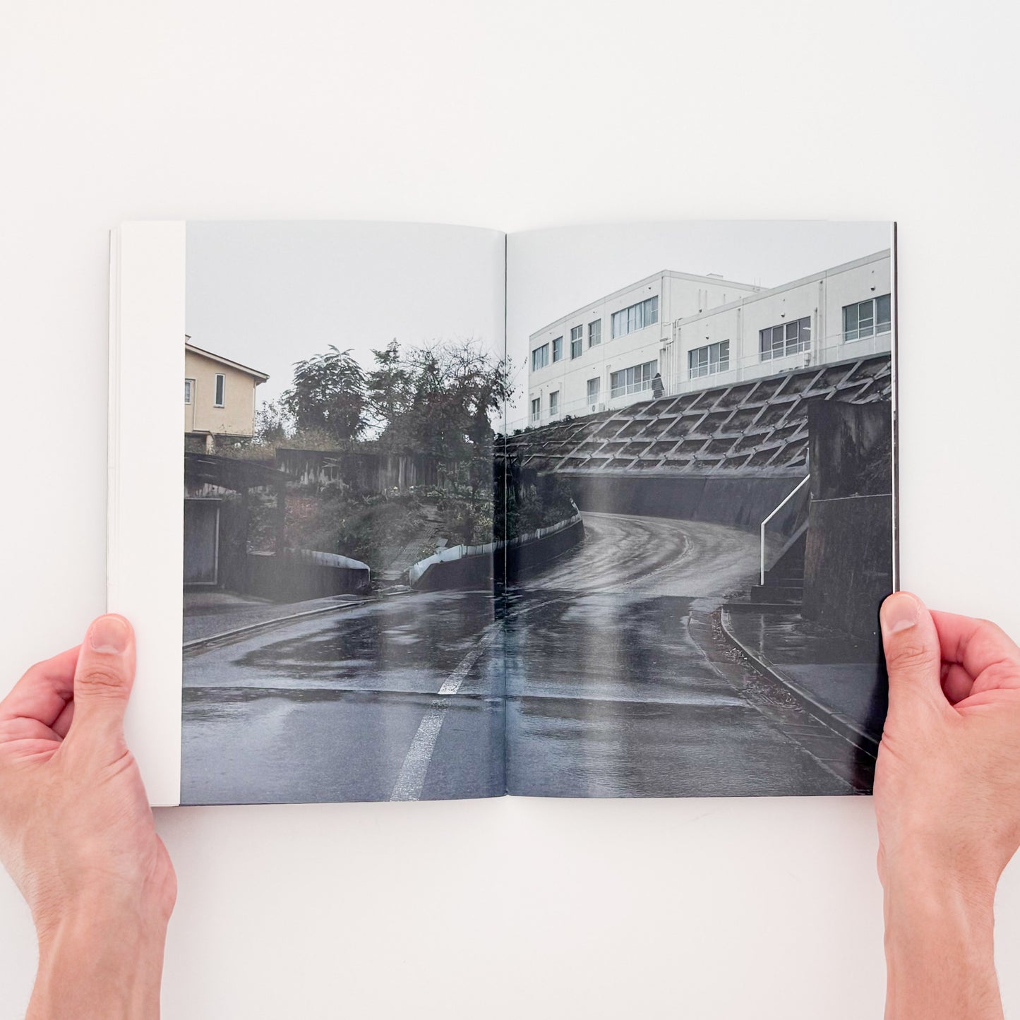 吉江淳 : 出口の町 vol.5｜Salvage Press - 文福 BUNBUKU
