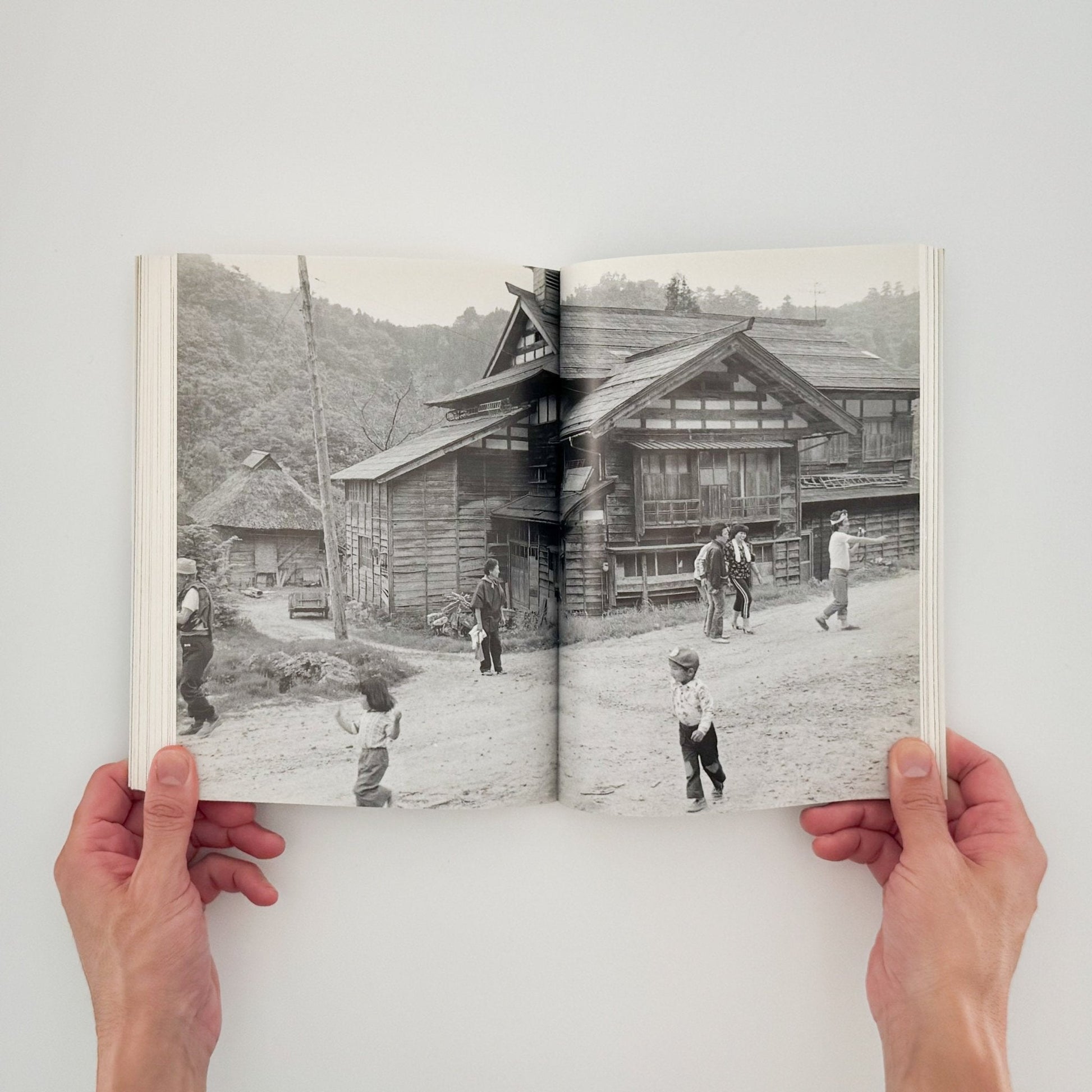 北井一夫　1970年代NIPPON（サイン入り） - 文福