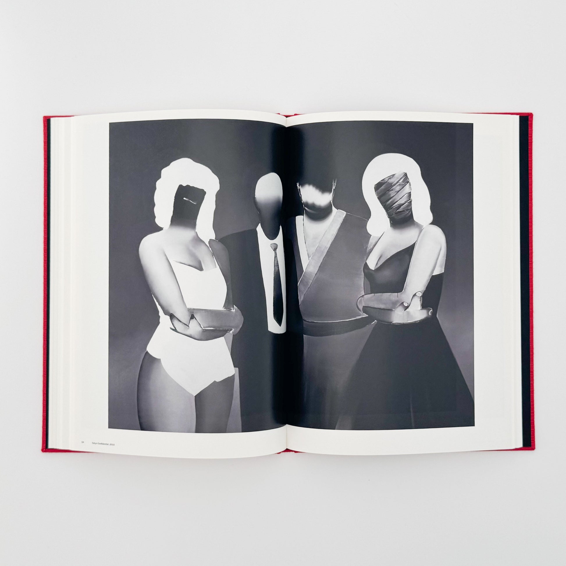 五木田智央　PEEKABOO 東京オペラシティ文化財団