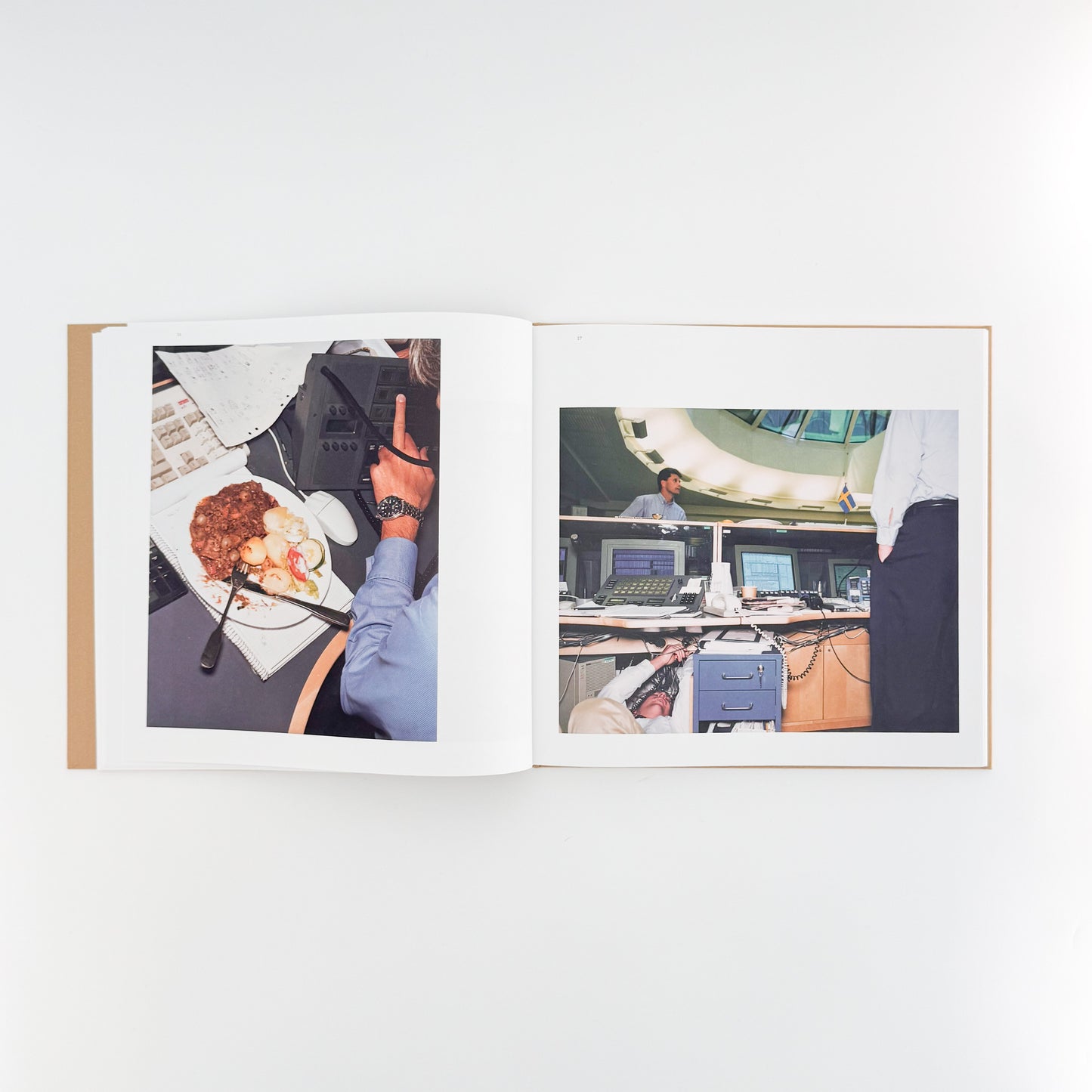 ラーシュ・トゥンビョルク写真集:  Lars Tunbjörk: Office / LA Office / LOOSE JOINTS - 文福　BUNBUKU