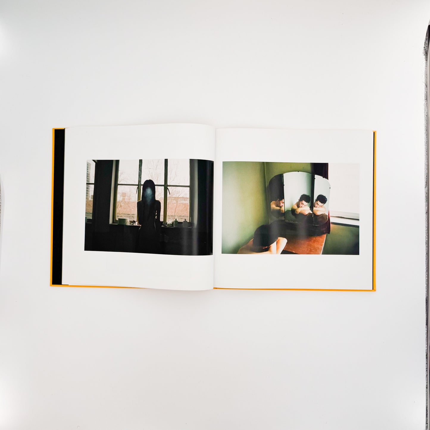 任航 : Ren Hang　Republic