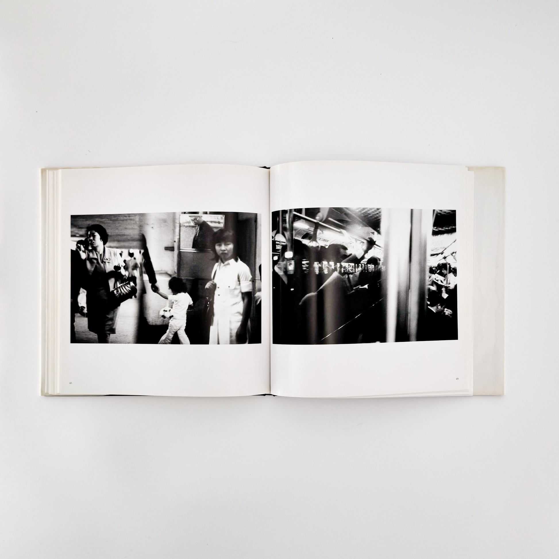 パンドラの街 東京 1971-1975 / Images of Pandora Tokyo 1971-1975 / mole モール