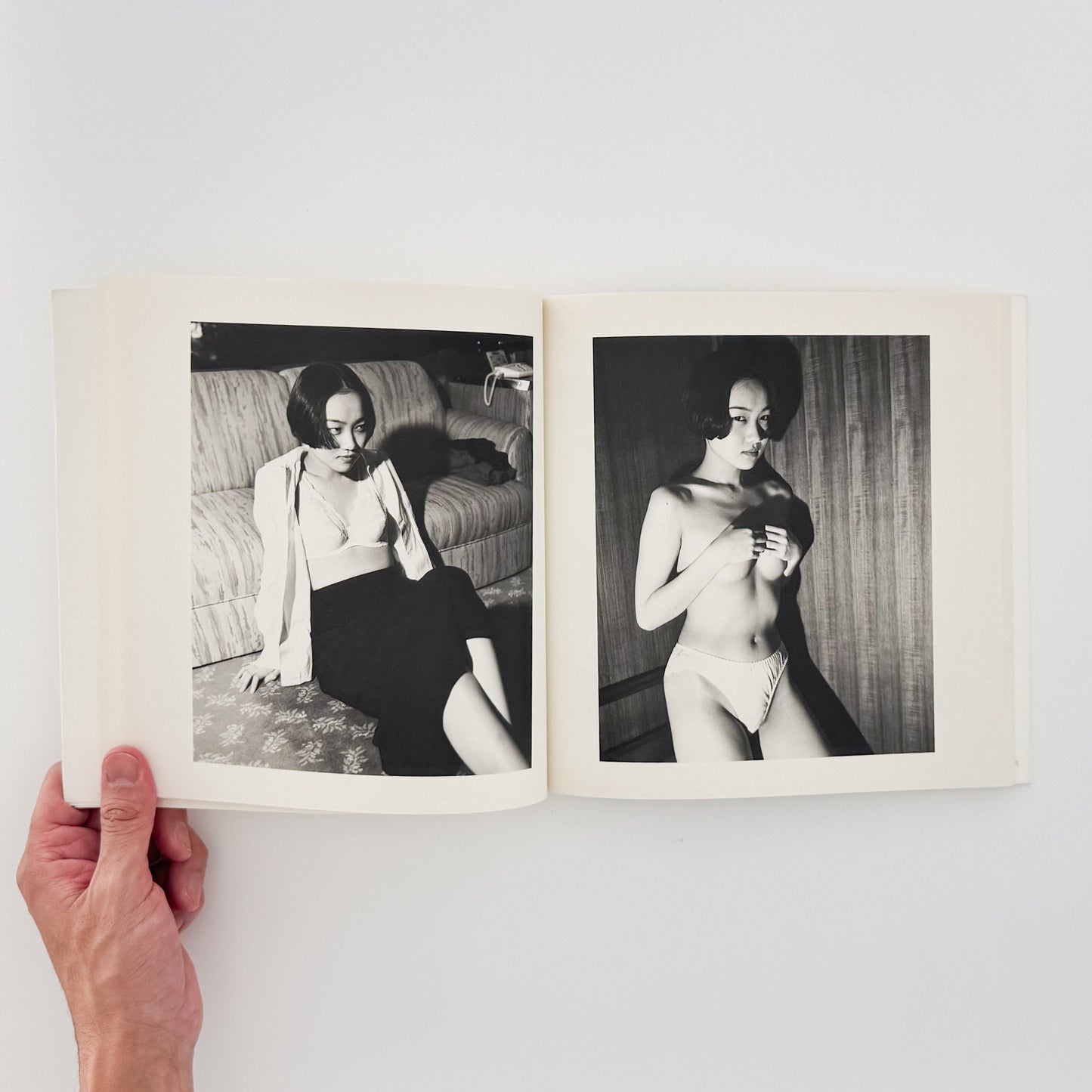 荒木経惟　私写真 朝日新聞社