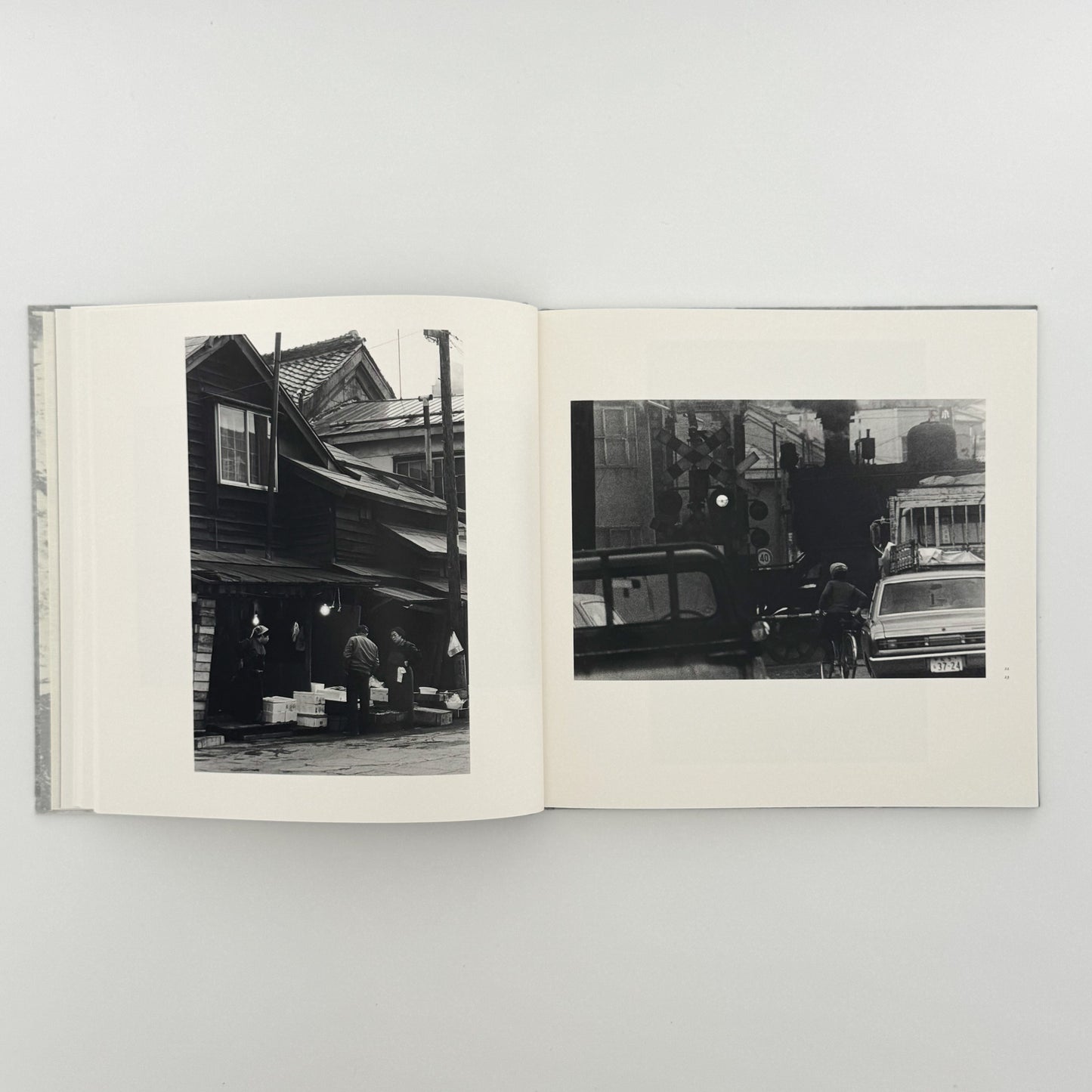 柳沢信　Untitled roshin books