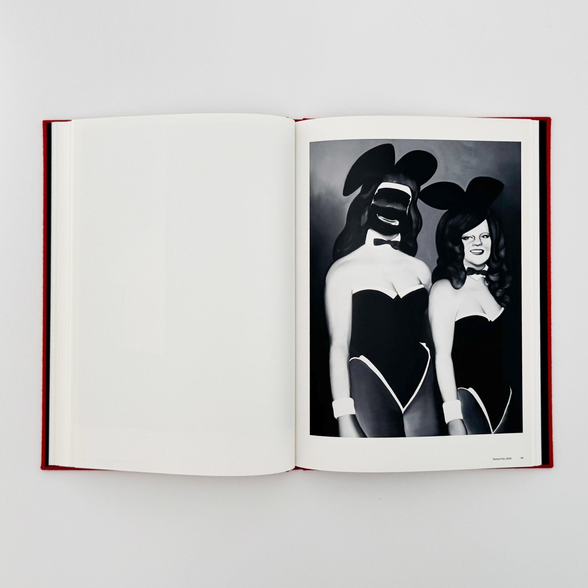 五木田智央　PEEKABOO 東京オペラシティ文化財団