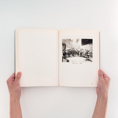 アウグスト・ザンダー写真集　肖像の彼方 / ワタリウム美術館、アルス・ニコライ出版 - 文福 BUNBUKU