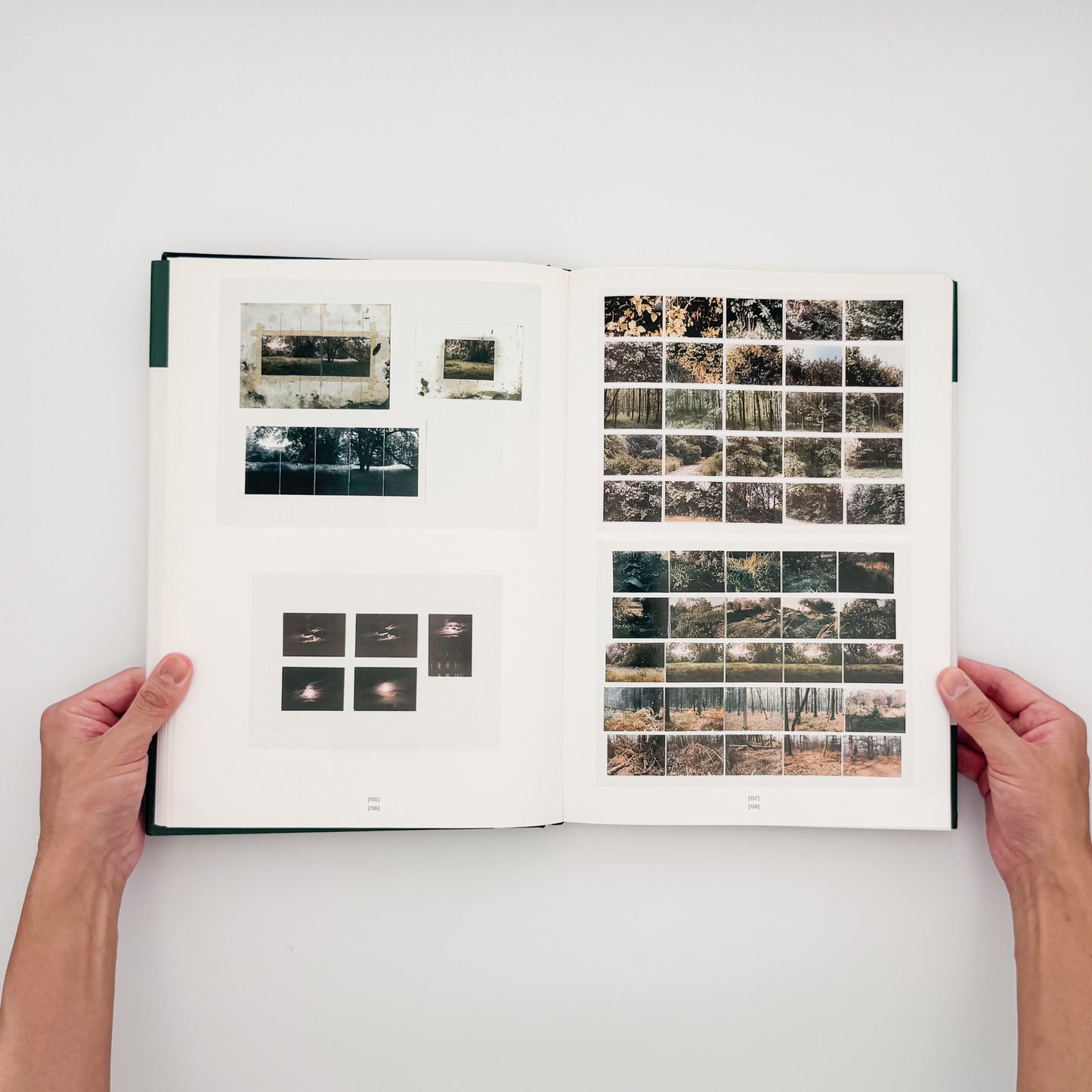 Gerhard Richter『Atlas』1997年D.A.P.刊。写真、新聞の切り抜き、スケッチ、コラージュなど、リヒターの制作と思考の過程を収録した392頁の英語版作品集。