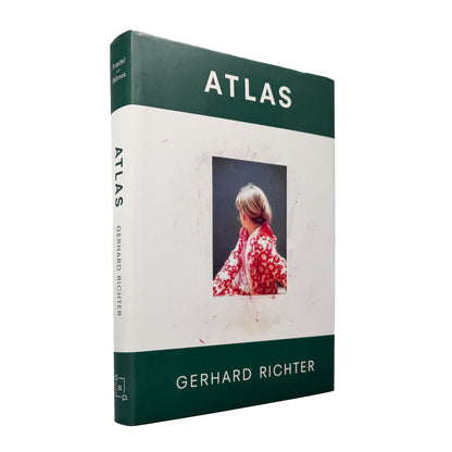 Gerhard Richter『Atlas』1997年D.A.P.刊。写真、新聞の切り抜き、スケッチ、コラージュなど、リヒターの制作と思考の過程を収録した392頁の英語版作品集。