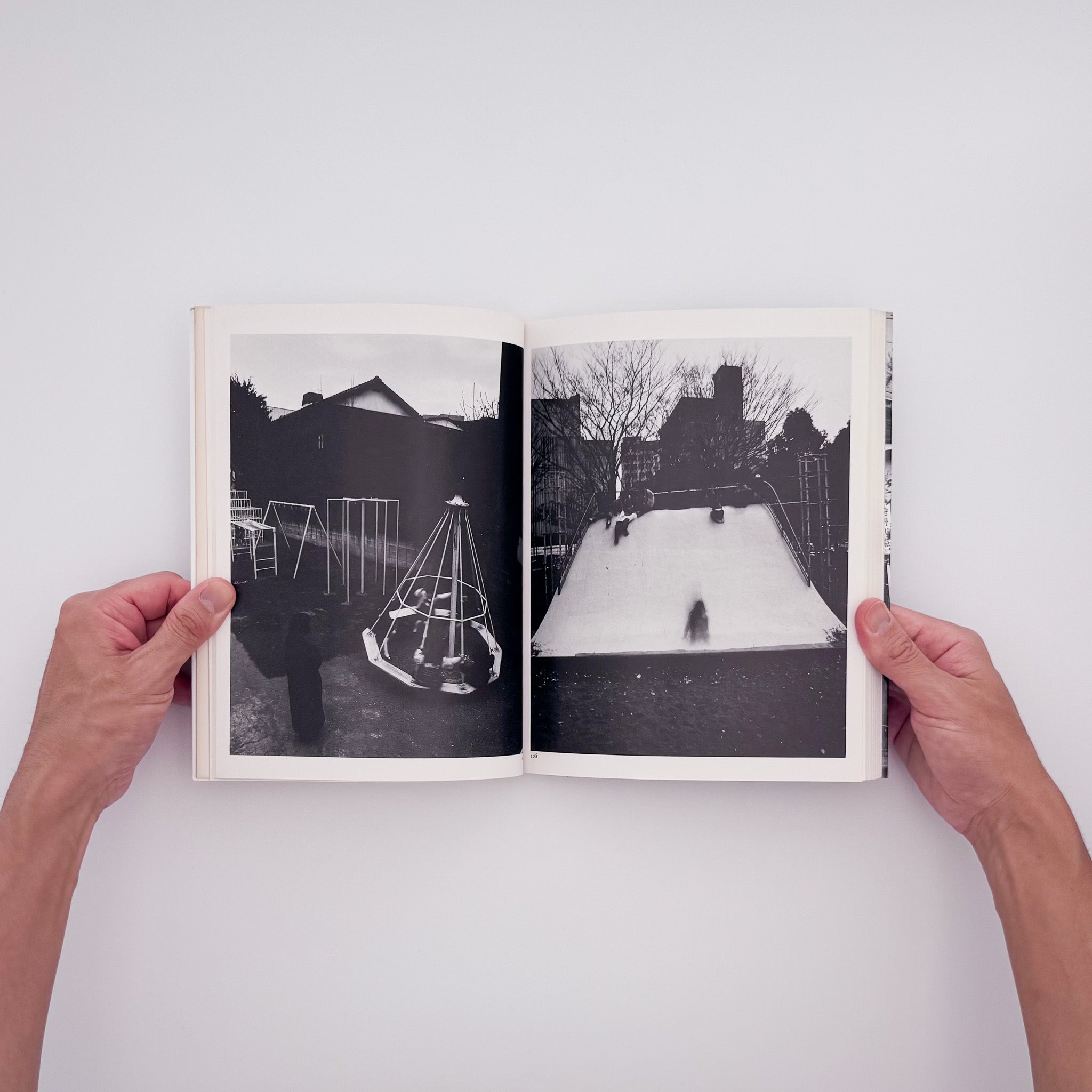 荒木経惟 : 冬へ｜Tokyo : a City Heading for Death 1990 - 文福 BUNBUKU
