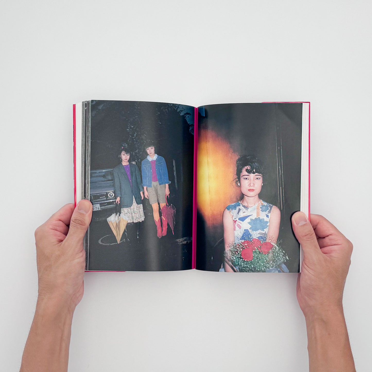 飯沢耕太郎『「写真時代」の時代！』。1980年代の雑誌『写真時代』を、誌面再録、末井昭インタビュー、全63号の総目次などから振り返る2002年白水社刊。