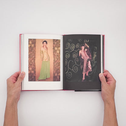伊島薫『Color Photographs』。光琳社出版「EDGE TO EDGE」第7巻として1992年に刊行されたカラー写真集。