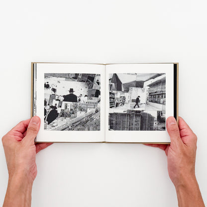 野壮平『SHORT STORIES: Jerusalem』。2012年撮影の《Diorama Map》からエルサレムの都市風景と細部を再構成した、2026年Migo刊の写真集。宗教や文化、旅の記憶をめぐる文章を収録したハードカバー、64頁。