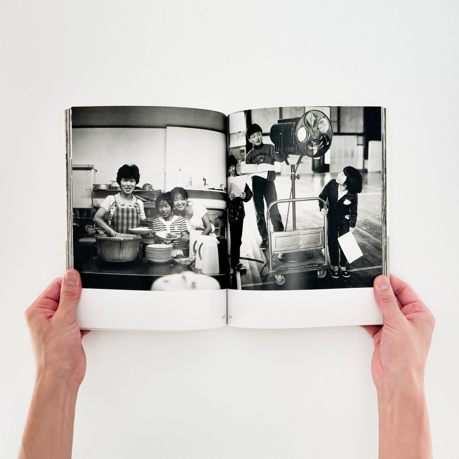 秋山亮二　楢川村 - 朝日新聞社 - 文福