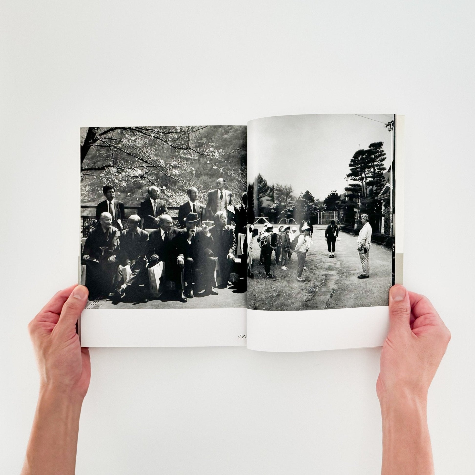 秋山亮二　楢川村 - 朝日新聞社 - 文福