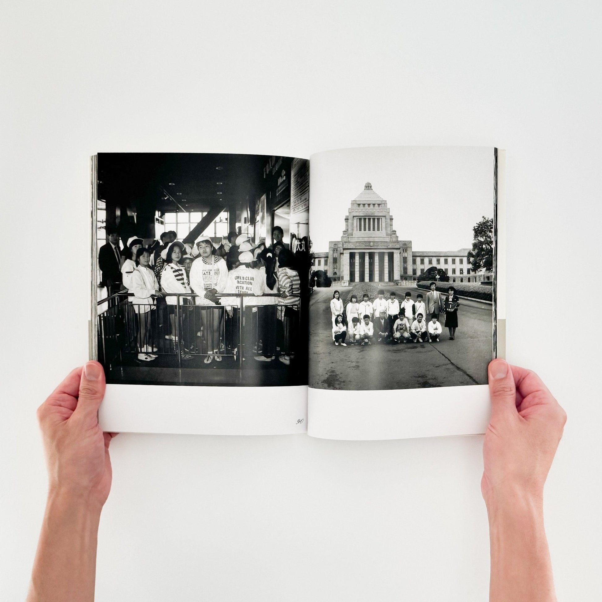 秋山亮二　楢川村 - 朝日新聞社 - 文福