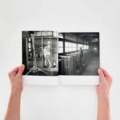 秋山亮二　楢川村 - 朝日新聞社 - 文福