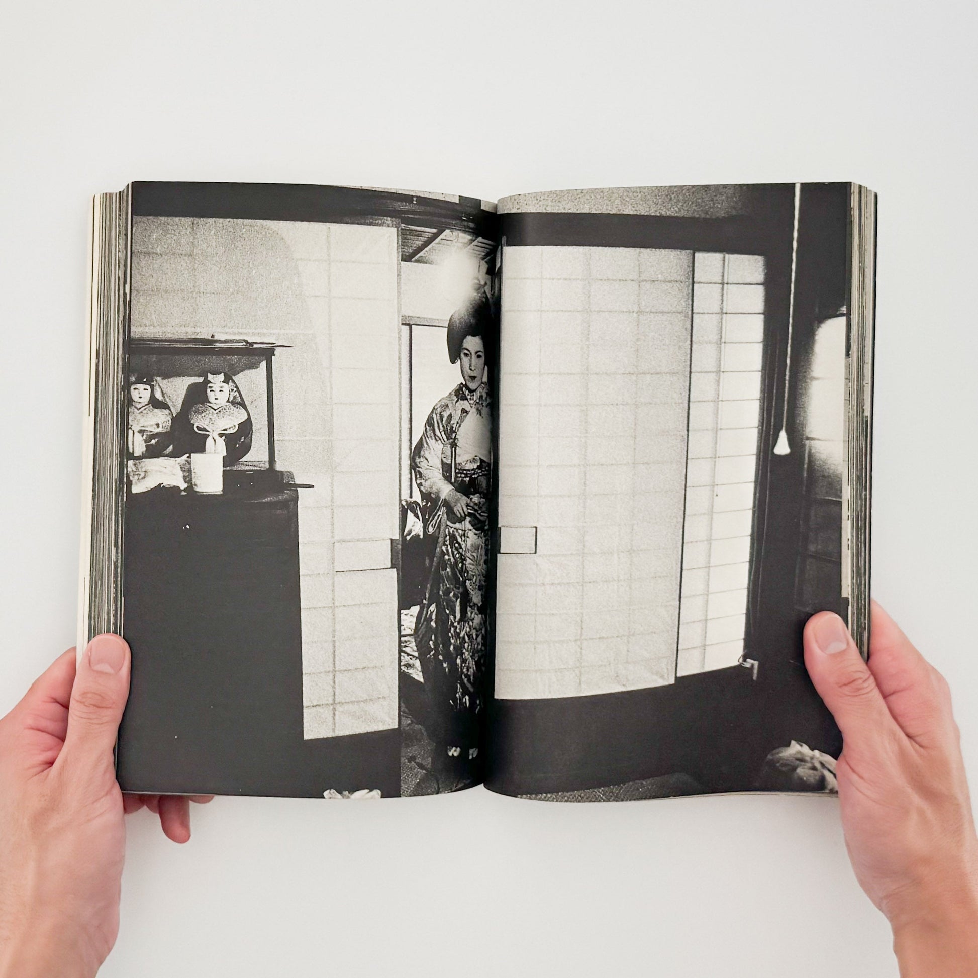 アサヒカメラ 1976年10月増刊 　北井一夫「村へ」 朝日新聞社