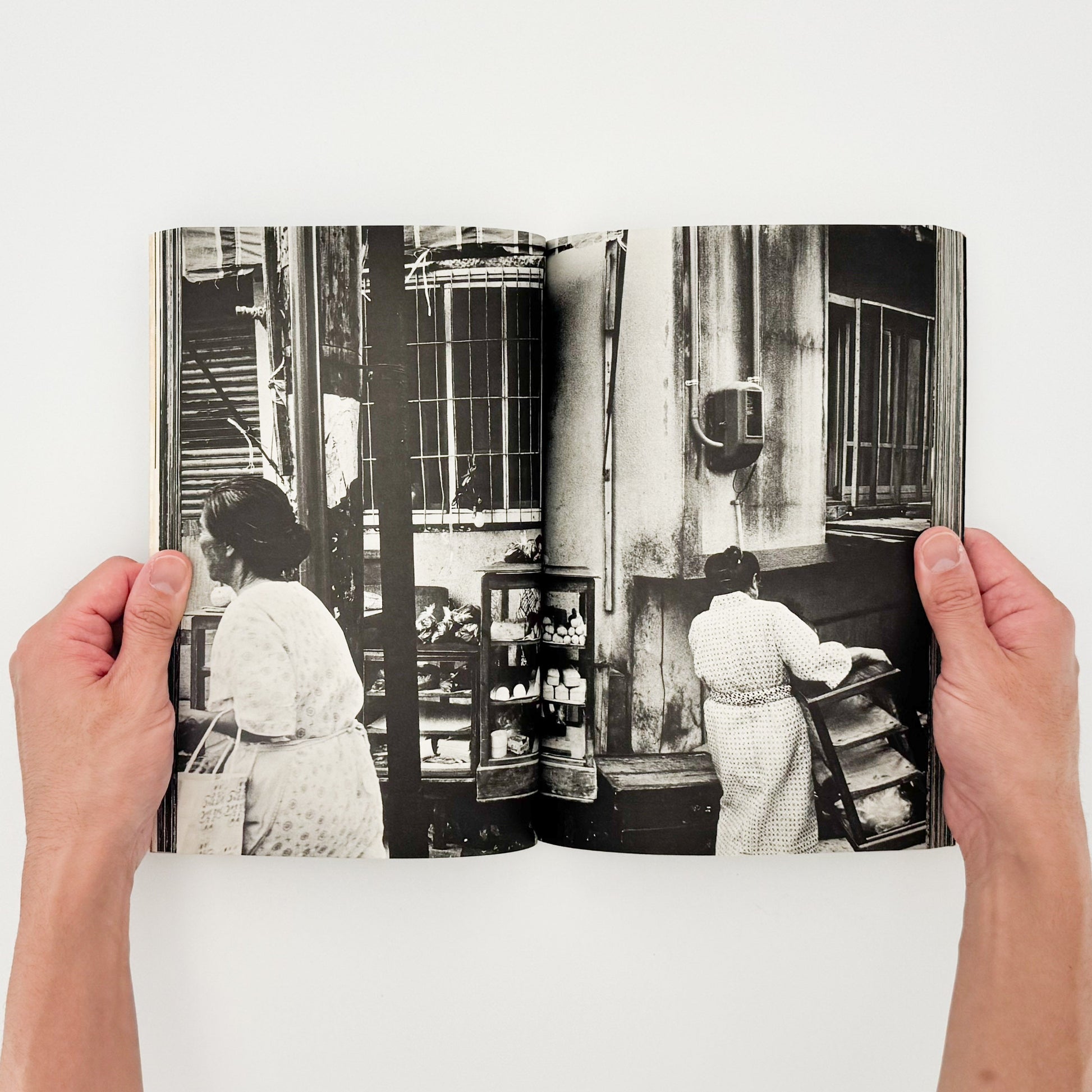 アサヒカメラ 1976年10月増刊　北井一夫「村へ」 - 写真雑誌