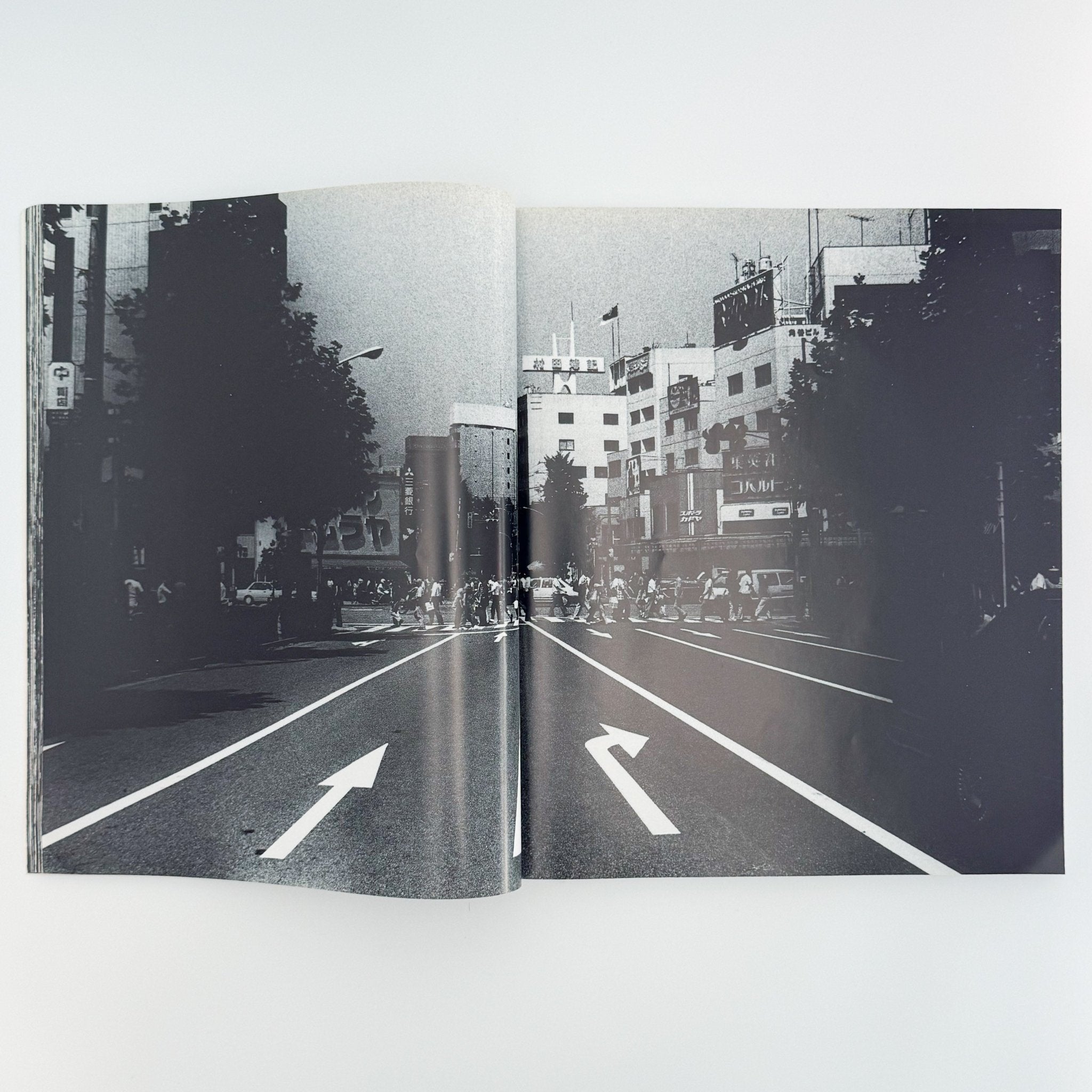 森山大道 Daido hysteric no.6 1994 DAIDO hysteric no.6 1994 | PHOTOGRAPHY - JAPANESE, Moriyama DAIDO^