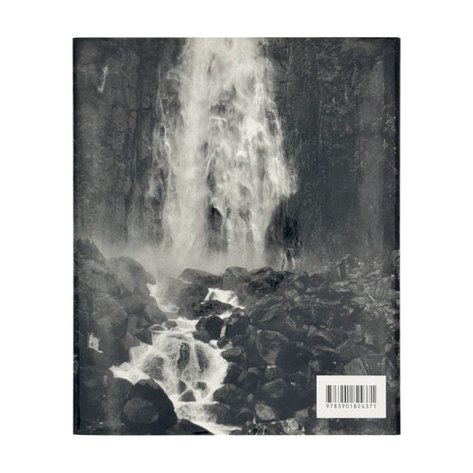 （独英文）畠山直哉 、バルタザール・ブルクハルト写真展図録　ふたつの山 - Executive Committee of Two Mountains - 文福