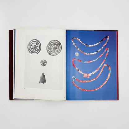 （英文）アムール地域の古代美術──岩絵・彫刻・土器 Aurora Art Publishers