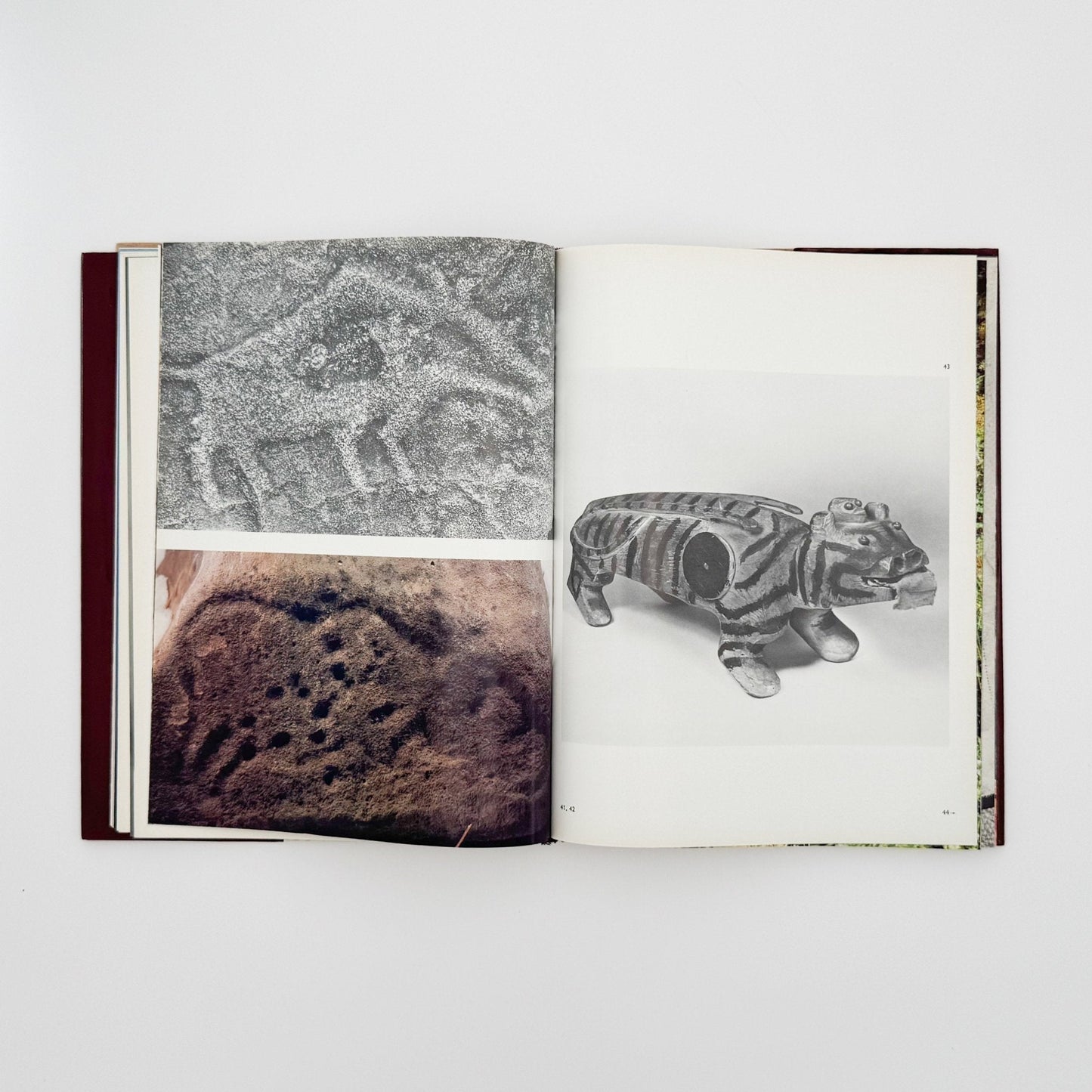 (英文) アムール地域の古代美術──岩絵・彫刻・土器 - Aurora Art Publishers - 文福