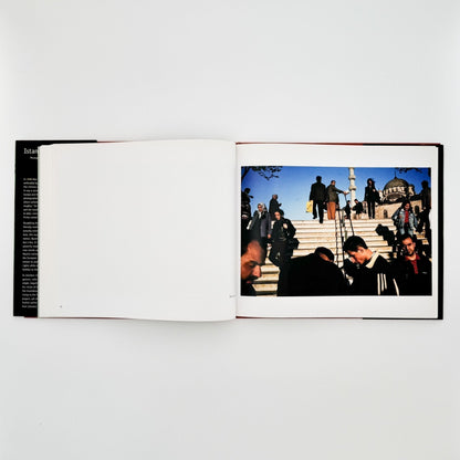 (英文）アレックス・ウェブ　Alex Webb: Istanbul City of a Hundred Names - Aperture - 文福