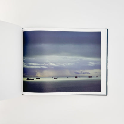 （英文）リチャード・ミズラック　カーゴ　Richard Misrach: Cargo - Aperture - 文福