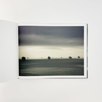 （英文）リチャード・ミズラック　カーゴ　Richard Misrach: Cargo Aperture