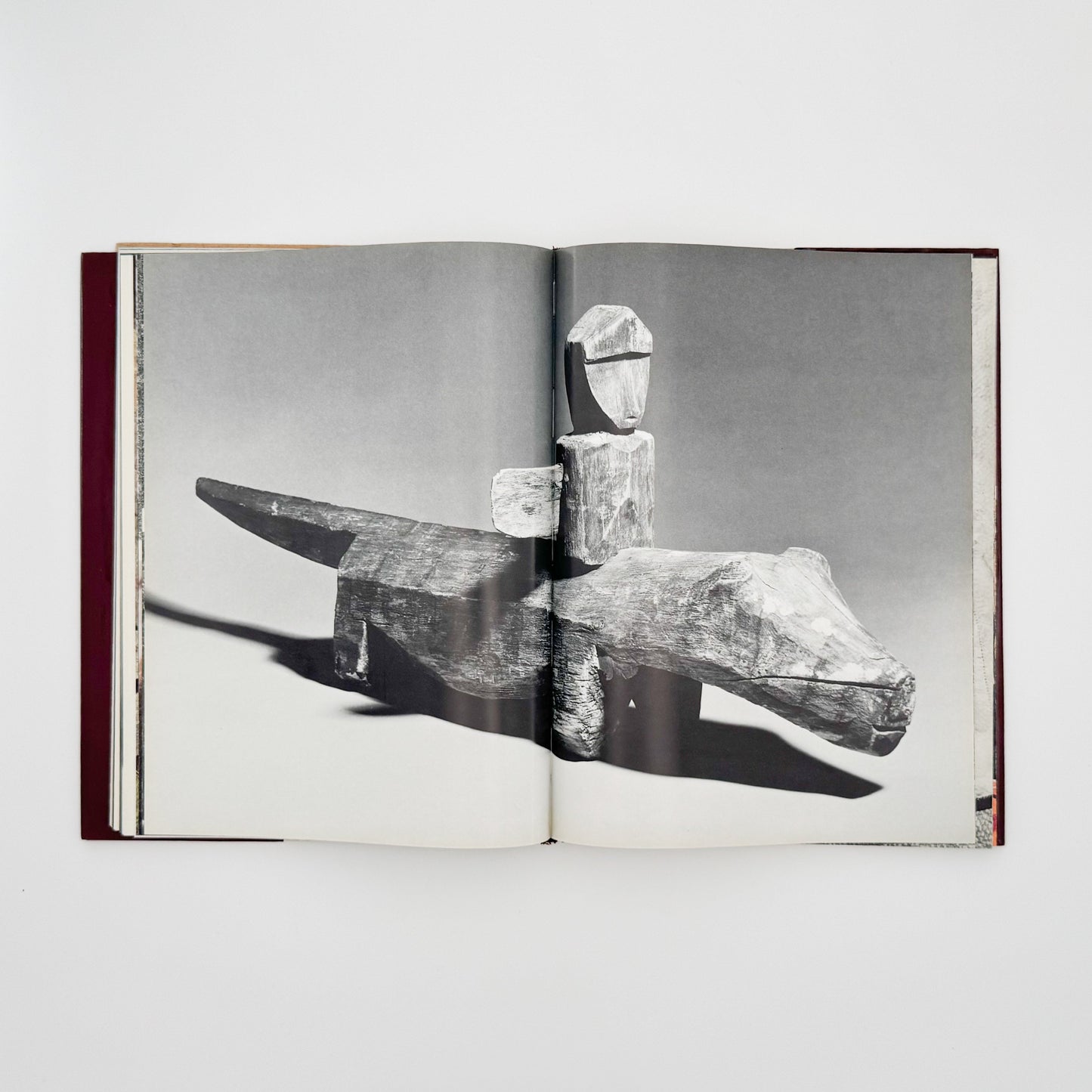 （英文）アムール地域の古代美術──岩絵・彫刻・土器 Aurora Art Publishers