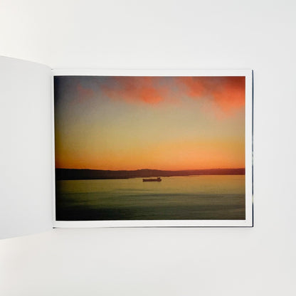 （英文）リチャード・ミズラック　カーゴ　Richard Misrach: Cargo - Aperture - 文福