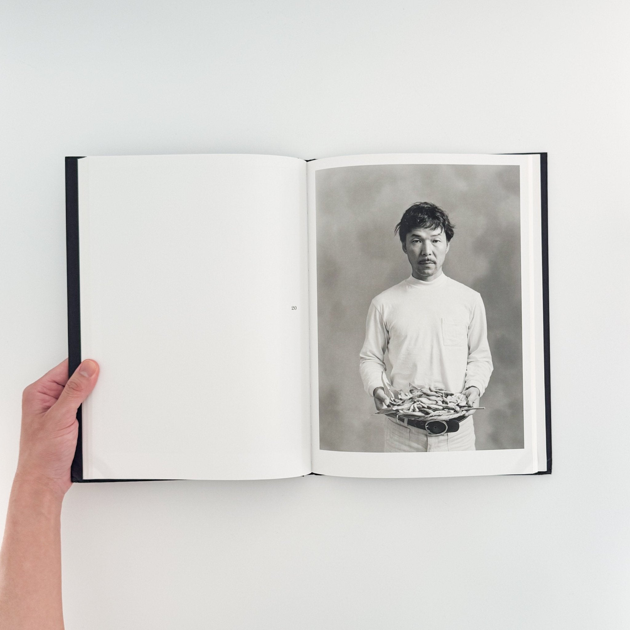 MASAHISA FUKASE 深瀬昌久 写真集 東京都写真美術館｜収蔵品検索