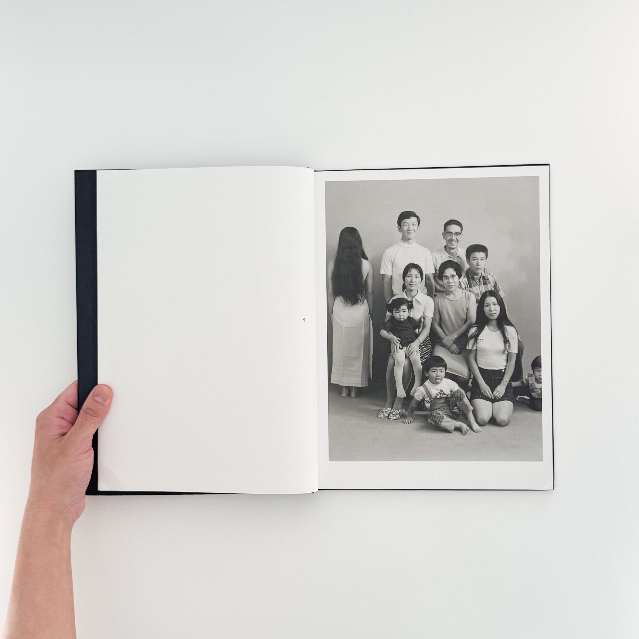 深瀬昌久写真集 家族 FAMILY by Masahisa Fukase / MACK – 文福
