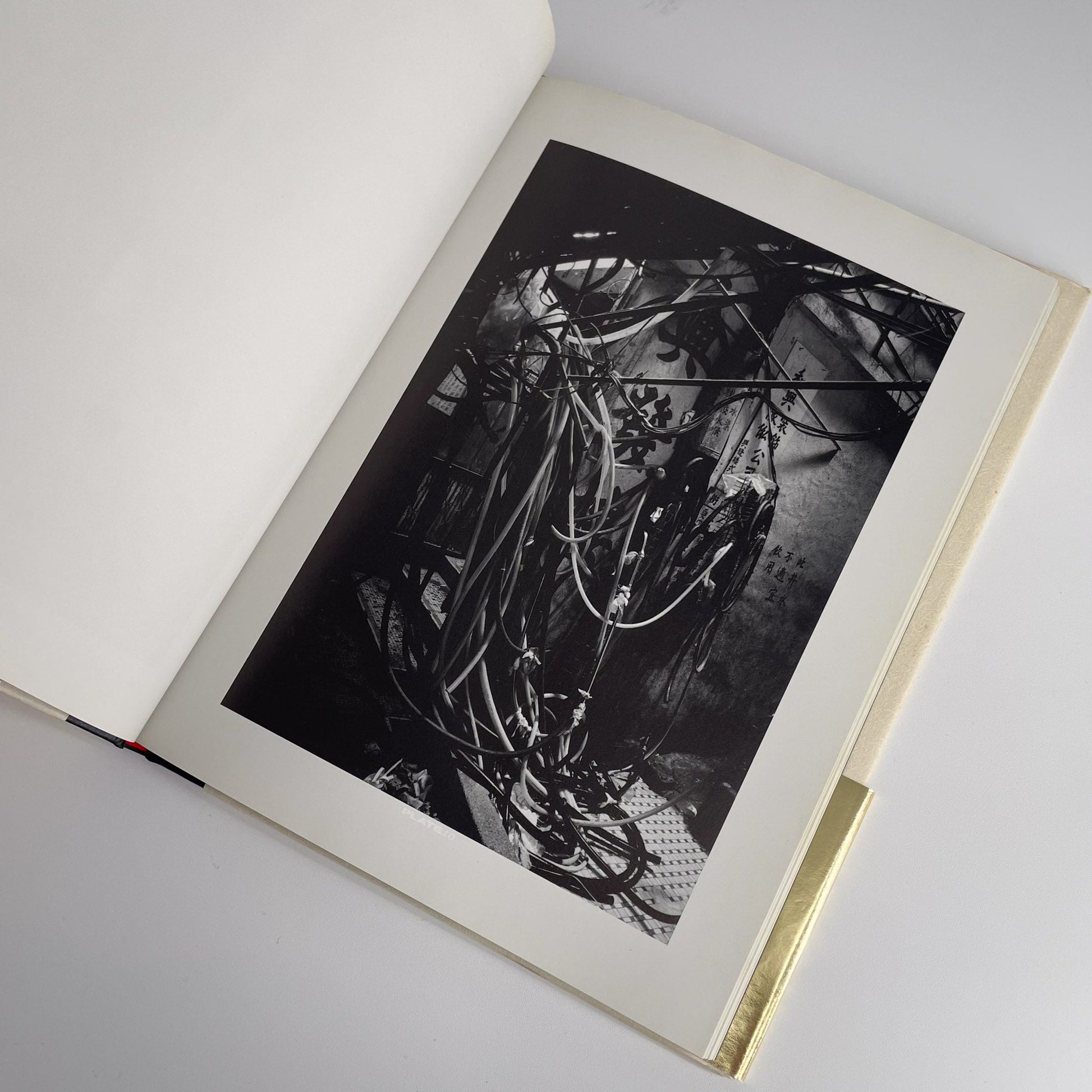 宮本隆司　九龍城砦　KAU LUNG SHING CHAI, Kowloon Walled City ペヨトル工房