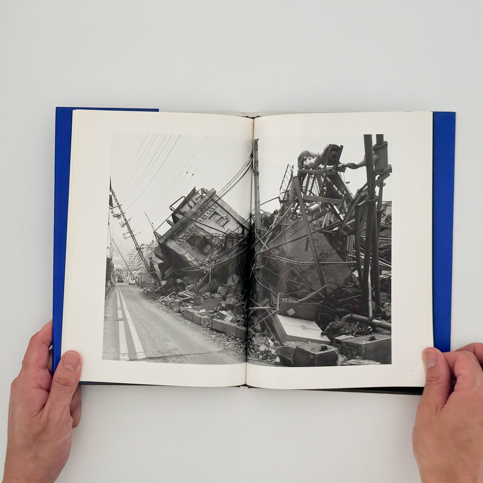 宮本隆司　KOBE 1995 After the Earthquake 文福