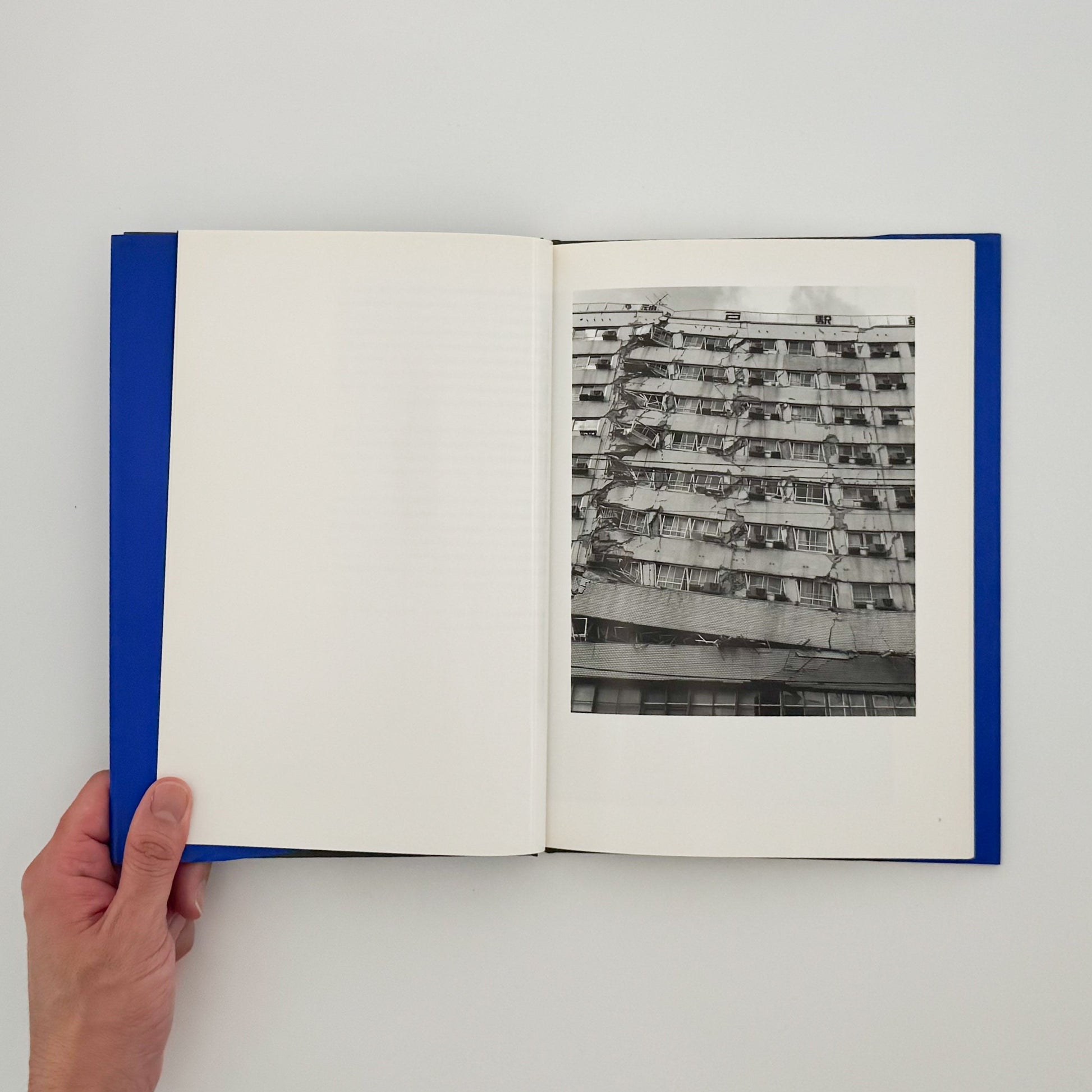 宮本隆司　KOBE 1995 After the Earthquake 文福