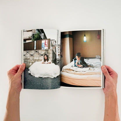 インベカヲリ★　やっぱ月帰るわ、私。(サイン入り) - 赤々舎 - 文福