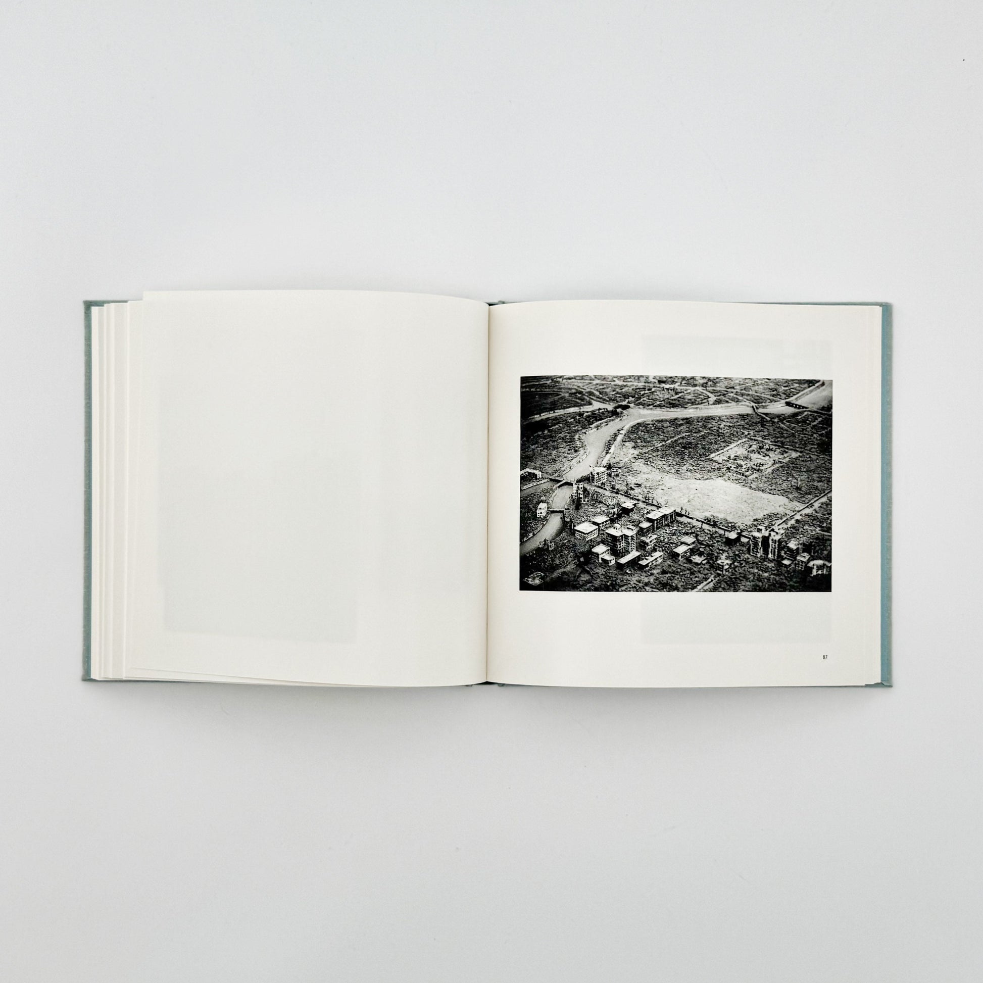 石黒健治　HIROSHIMA 1965 Akio Nagasawa Publishing